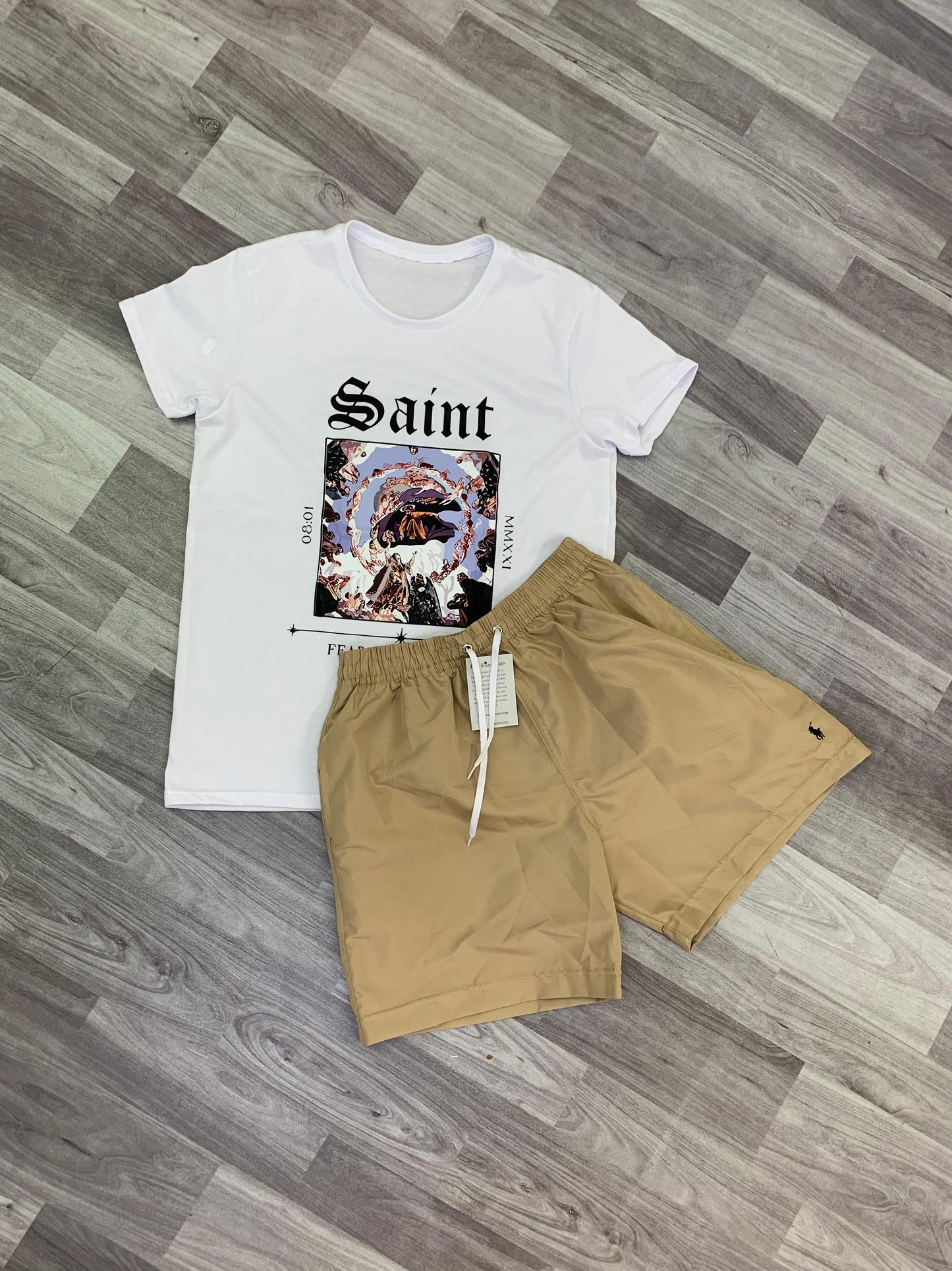 Conjunto-Camiseta Saint con pantaloneta cafe